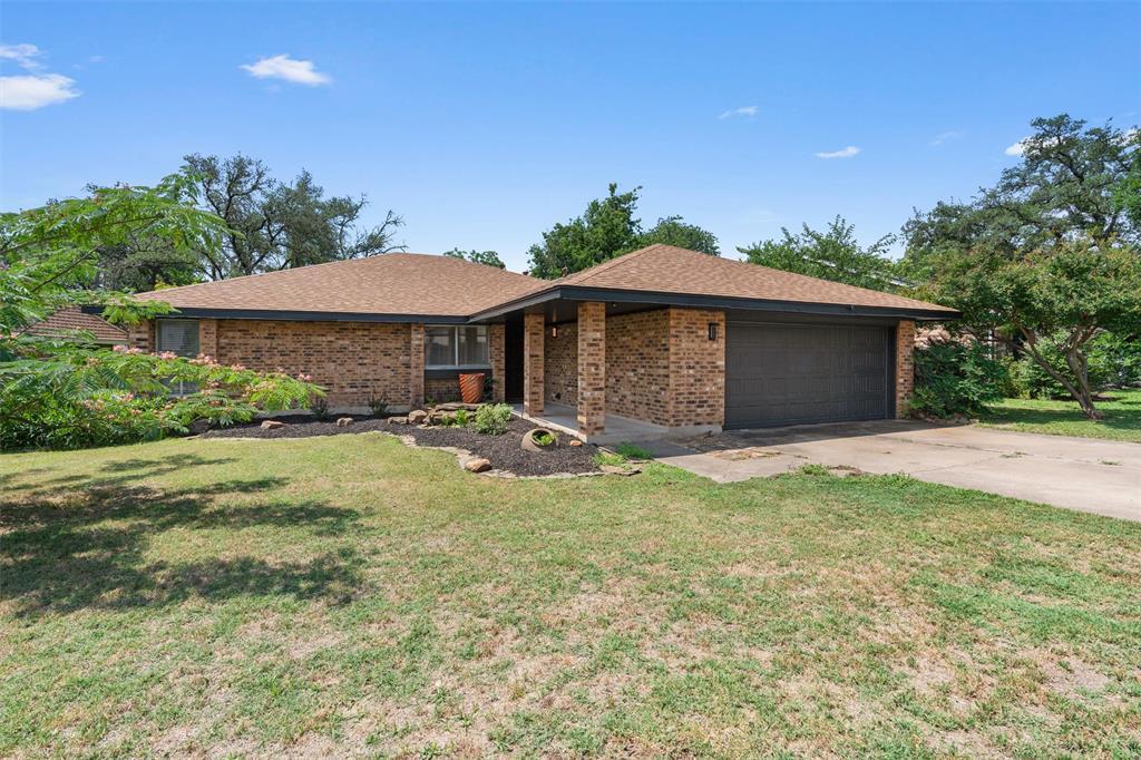 11007 Froke Cedar Trail in Austin, TX - Foto de edificio