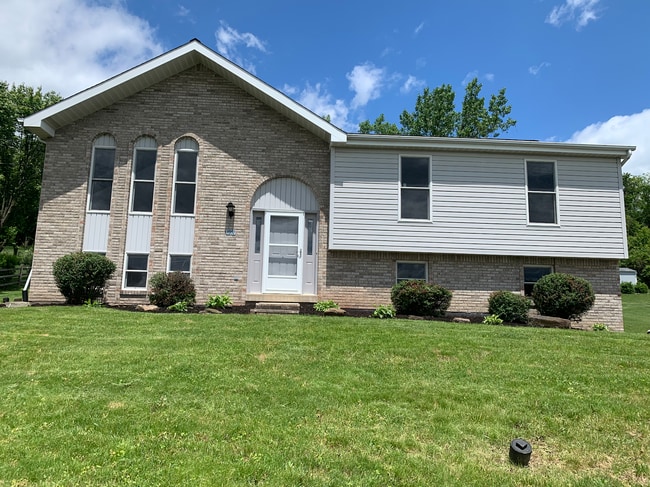 property at 1091 Elicker Rd