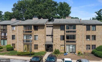 10580 Cross Fox Ln in Columbia, MD - Building Photo