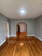 7308 S Kenwood Ave in Chicago, IL - Building Photo - Building Photo