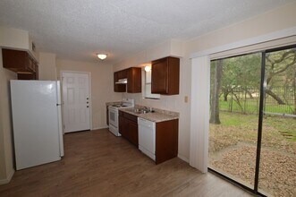 9023 Sawtooth Ln in Austin, TX - Building Photo - Building Photo