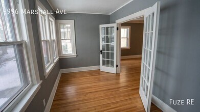 996 Marshall Ave in St. Paul, MN - Building Photo - Building Photo
