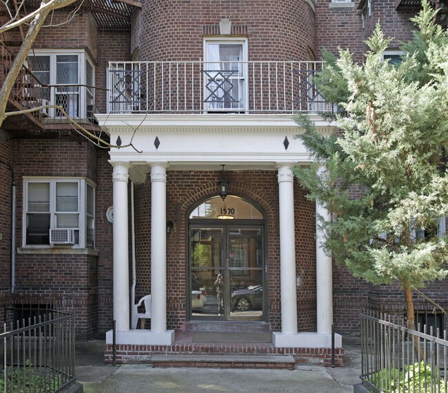 1570 East 14th Street Apartments in Brooklyn, NY - Building Photo - Building Photo