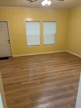 2243 S Meridian St, Unit 2 in Tallahassee, FL - Foto de edificio - Building Photo