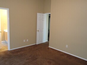 432 Round Rock Rd in Cedar Hill, TX - Building Photo - Building Photo