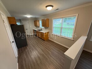 1679 Thompson Dr in Winston-Salem, NC - Building Photo - Building Photo