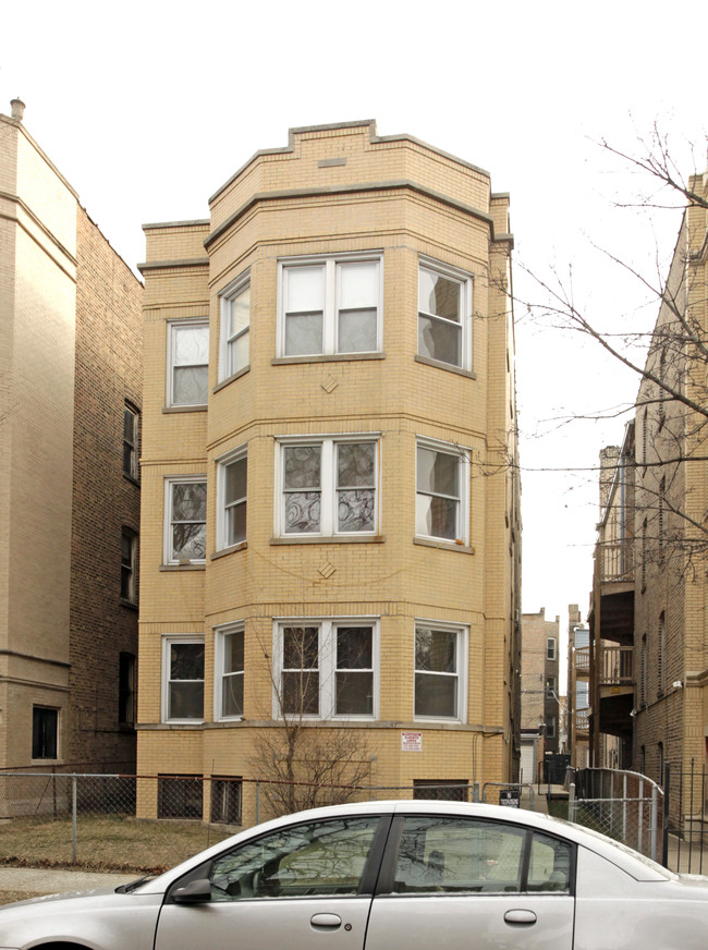 6247 N Oakley St in Chicago, IL - Building Photo - Building Photo