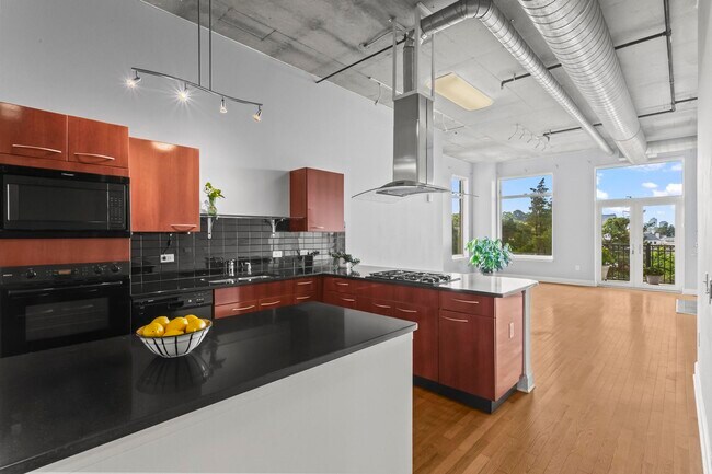 property at 3820 Roswell Rd NE