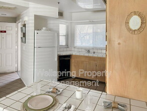 1745 Eldena Way in Modesto, CA - Building Photo - Building Photo