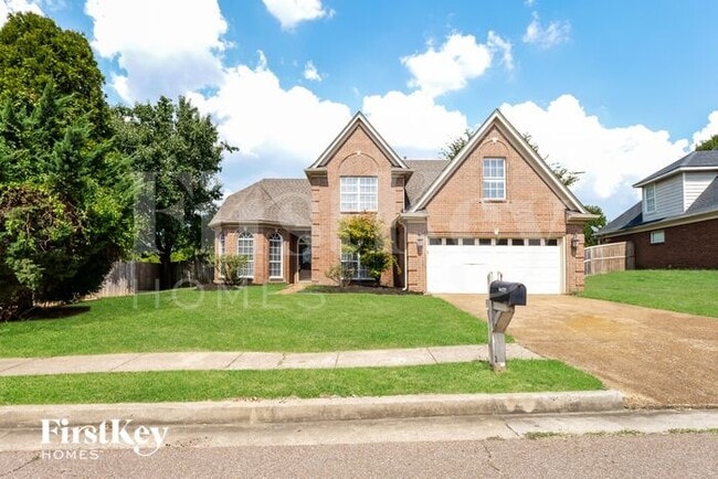 property at 10166 Green Moss Dr N