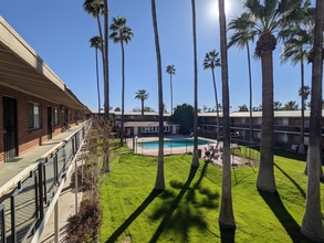 The Palace Apartments in Tucson, AZ - Building Photo - Building Photo