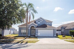 667 Downing Cir in Davenport, FL - Building Photo