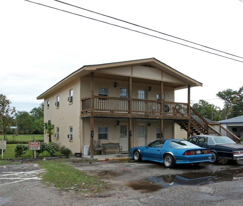 4500-4504 Church St in Moss Point, MS - Building Photo