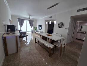 9172 Collins Ave in Surfside, FL - Building Photo - Building Photo