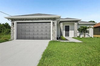 183 Wright Dr in Rotonda West, FL - Building Photo - Building Photo