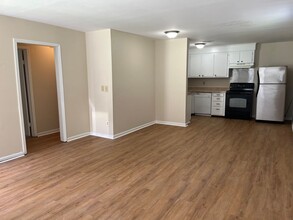 825A Sandpiper Dr in Ladson, SC - Building Photo - Building Photo