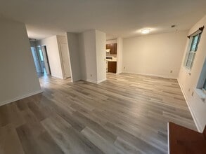4330 Edith Ln in Greensboro, NC - Building Photo - Building Photo