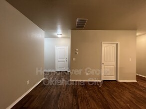 4712 River Mesa Dr in Yukon, OK - Building Photo - Building Photo