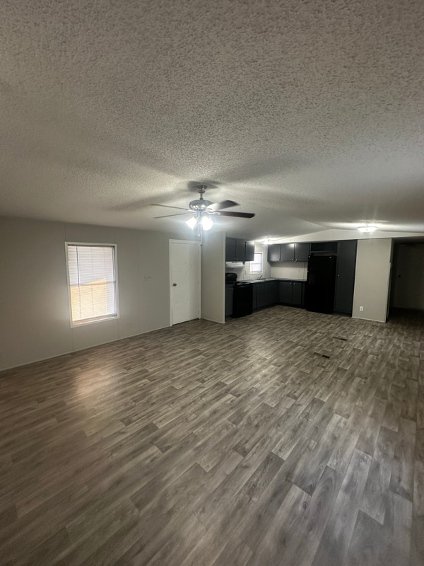 33230 Walker North Rd in Walker, LA - Foto de edificio - Building Photo