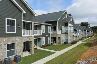 Retreat at Greystone in Birmingham, AL - Foto de edificio - Building Photo