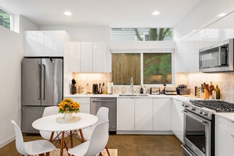 620D 10th Ave E in Seattle, WA - Building Photo - Building Photo