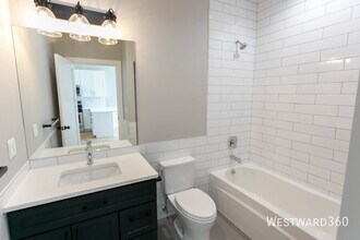 1470 W Webster Ave in Chicago, IL - Building Photo - Building Photo