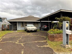 94-368-368 Kuanalio Way in Mililani, HI - Building Photo