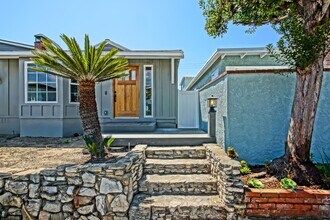 512 24th St in Manhattan Beach, CA - Building Photo - Building Photo