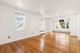 34 Nilsen Ave in Quincy, MA - Building Photo - Building Photo