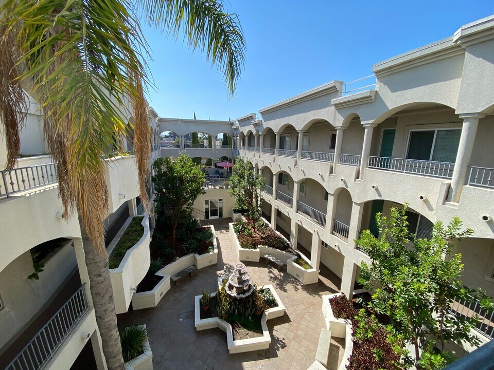3645 Cardiff Ave in Los Angeles, CA - Building Photo