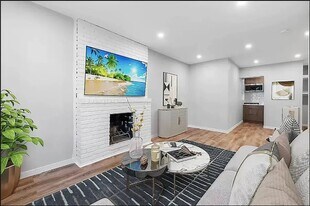 453 W 48th St in New York, NY - Building Photo