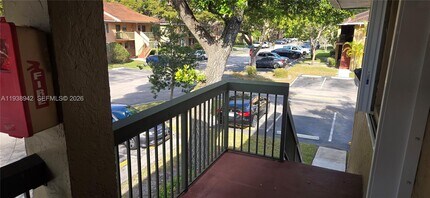 10416 NW 8th St in Pembroke Pines, FL - Building Photo - Building Photo