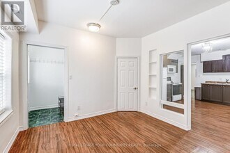 23 Washington St in Markham, ON - Building Photo - Building Photo