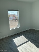 203 Tungsten St in Henderson, NV - Building Photo - Building Photo