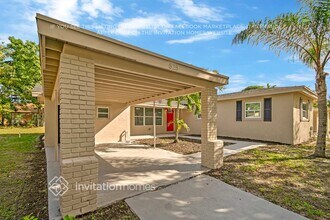525 Dolphin Dr in Delray Beach, FL - Building Photo - Building Photo