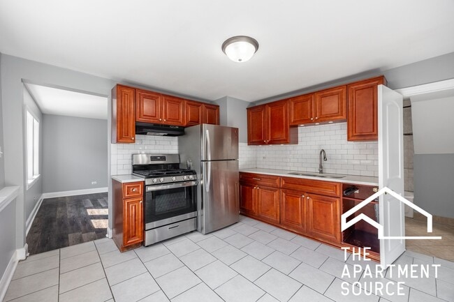 property at 2014 W 22nd Pl