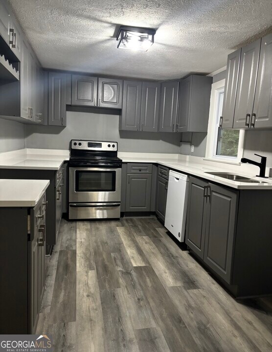 189 Gabbettville Rd in Lagrange, GA - Building Photo