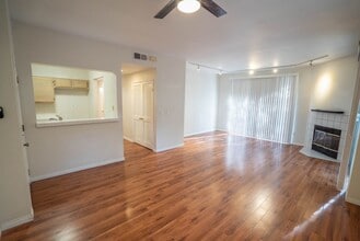 24135 Del Monte Dr. in Santa Clarita, CA - Building Photo - Building Photo