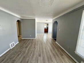 9056 Fielding St in Detroit, MI - Building Photo - Building Photo
