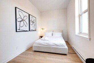 403 Avenue du Mont-Royal O in Montréal, QC - Building Photo - Building Photo