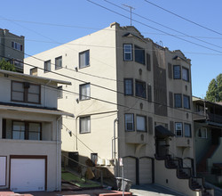 693 Macarthur Blvd in Oakland, CA - Building Photo - Building Photo