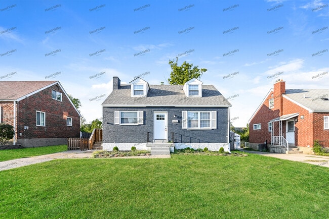 property at 1642 Joseph Ct