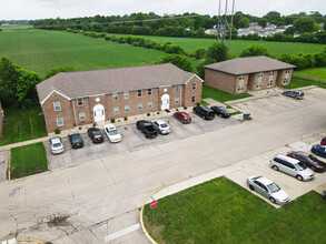 Stonecrest Villas Apartments in Seymour, IN - Building Photo - Building Photo