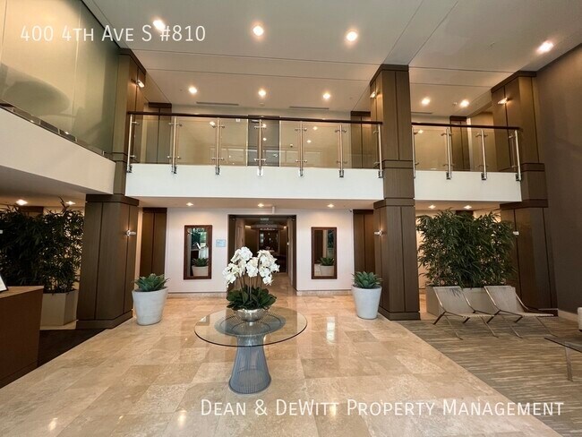 400 4th Ave S-Unit -810 in St. Petersburg, FL - Building Photo - Building Photo