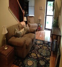 317 16th Street SE in Washington, DC - Foto de edificio - Building Photo