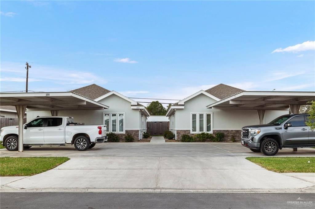 8 Retama Ln in Weslaco, TX - Building Photo