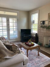 1038 Overlook Ave in Cincinnati, OH - Foto de edificio - Building Photo