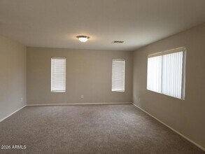 16654 W Culver St in Goodyear, AZ - Foto de edificio - Building Photo