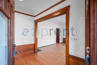 1001 MacArthur Blvd in Oakland, CA - Foto de edificio - Building Photo