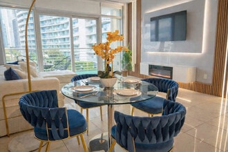 3250 NE 1st Ave, Unit SI FL7-ID1313358P in Miami, FL - Foto de edificio - Building Photo